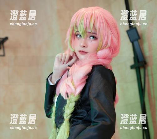 Azami 下载Azami的泳装写真集,连你家猫都羡慕的不止是颜值!