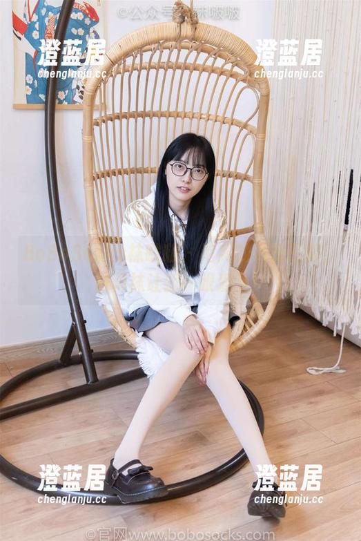 BoBoSocks袜啵啵 - 泡芙的私房写真，白棉袜让我一眼爱上！