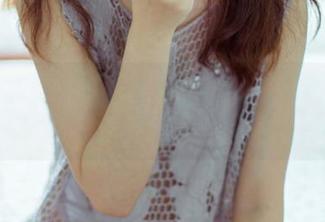 GIRLT果团网 – 私拍版周琰琳LIN的棉袜，美到让你不忍心给它浇水！
