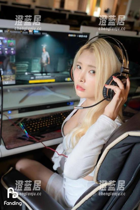 Hyoyeon(김효연)的KoreanRealgraphic：又是一本神奇的cos资源手册！