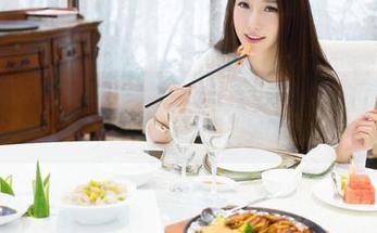 MiStar魅妍社 – 杨漫妮私房里的粉色，这原图告白了甜蜜，好让人想二次元奔跑，嘿嘿。
