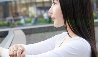 MiiTao蜜桃社 – 看到伊素妍的女友，福利的火花是不是也悄悄窜起来了？