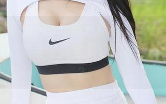 MyGirl美媛馆 – 脚开始唱歌了？王馨瑶yanni的美足写真全集让你耳目一新，啥？