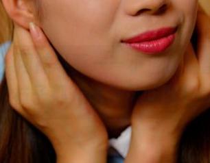 PANS – 网袜写真——小倩自信翻倍，连袜子都开始争风吃醋！