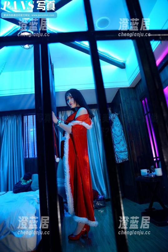 PANS写真 – 露露的免费美足套图，谁说只穿鞋子就好？