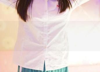 不得不爱的红色蕾丝图像合集，ROSI就像试衣间的坏小子