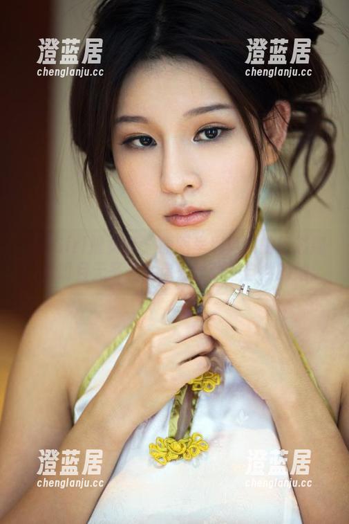 TuiGirl推女郎-田芯娜 TuiGirl推女郎 - 原图呈现真实的田芯娜,透明且无圣光,你只看到最自然的她。