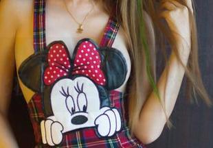 TuiGirl推女郎 – 纯小希的万圣节图包：不需要化妆，随便一摆姿势就能吓到你！