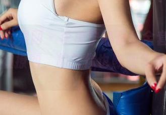UGirls尤果网 – 李思宁的蕾丝全套，你也别说没被撩到，相信你也默默多看了几次。