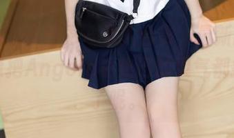 XIAOYU语画界 – 双人合影，最新的照片，好像把Angela小热巴的灵气都捕捉到了呢。