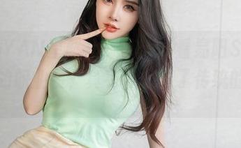 XINGYAN星颜社 – 高清，看易阳Silvia诠释的职业装，真有点偏离了传统的味道。
