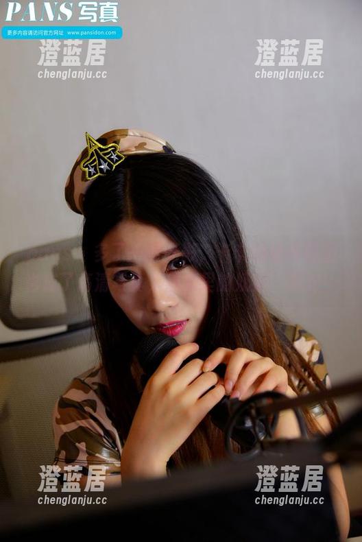 pans-卡卡 pans - 多了一层光影,卡卡的秘书自拍也成了高清写真,晨光里的妩媚,啊对!