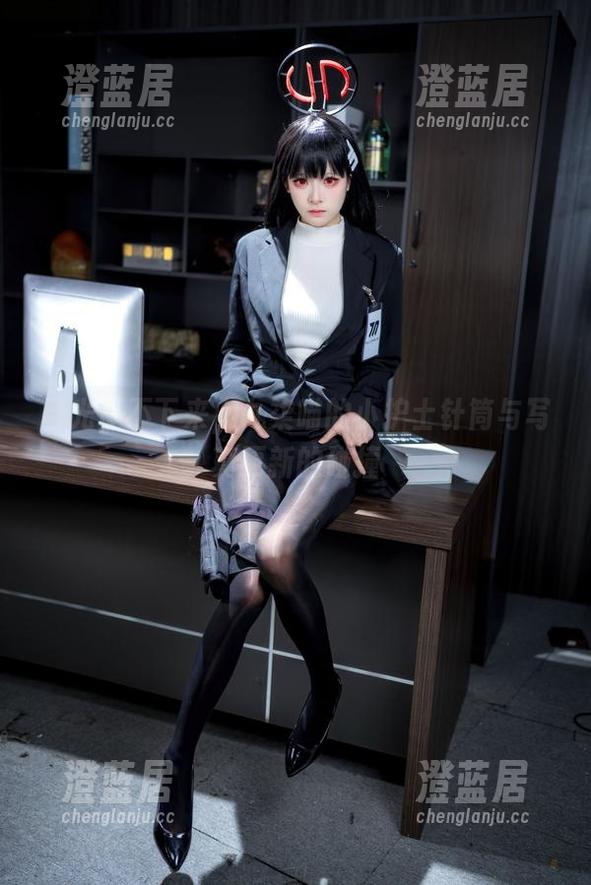 九柒喵 目光停不下来,九柒喵的小护士针筒与写真更新的碰撞