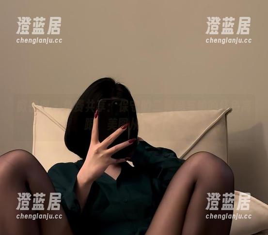保守的二舅妈 微密圈 - 免费共享:保守的二舅妈与她的红色高跟,美图从天而降。