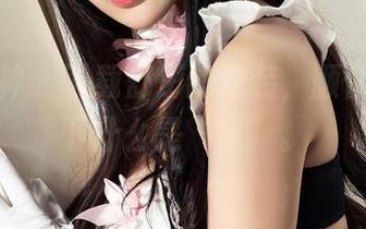 克拉女神 – 下载舒彤的泳装，顺便探讨一下什么是“水”。