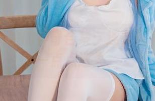 咬一口兔娘的神奇合集：连衣裙、郊游和一点点迷失。