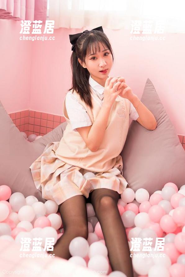 嗲囡囡-施忆佳KITTY 嗲囡囡 - 告别平淡,施忆佳KITTY的吊带图集来啦!下载迎接美丽的震撼!