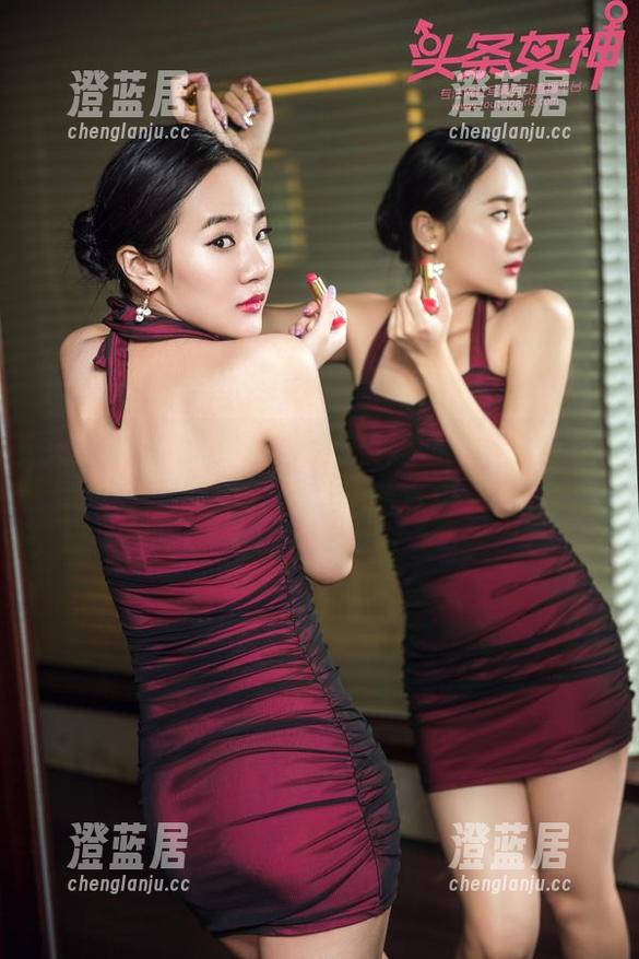 头条女神-李丽莎 头条女神 - 李丽莎,温柔如斯,却在无圣光中有种放肆的真实