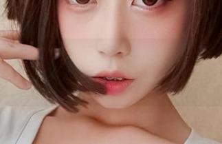 没有圣光，只有真实，奈汐酱Nice的奶鲜女仆自拍看得我一阵乱想。