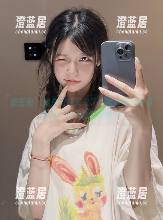 妮是老虎 微密圈 - 妮是老虎又来了!比基尼写真集更新,要注意拉链哦~