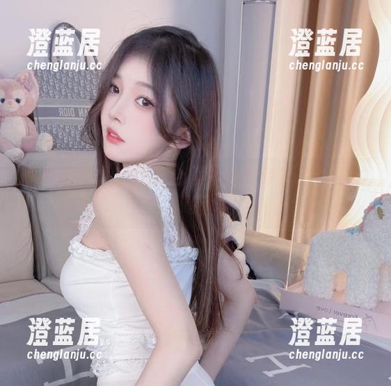 小小奶瓶儿 小小奶瓶儿的纯欲合集:当吊带成为丝滑的渴望