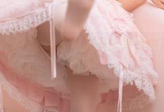 幼水铃衣与死库水：无圣光写真中的那点顽皮