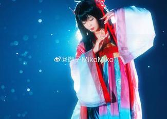 御子Yumiko”传授“肉丝”美图，求帮我一点知识：怎么才能不流口水！