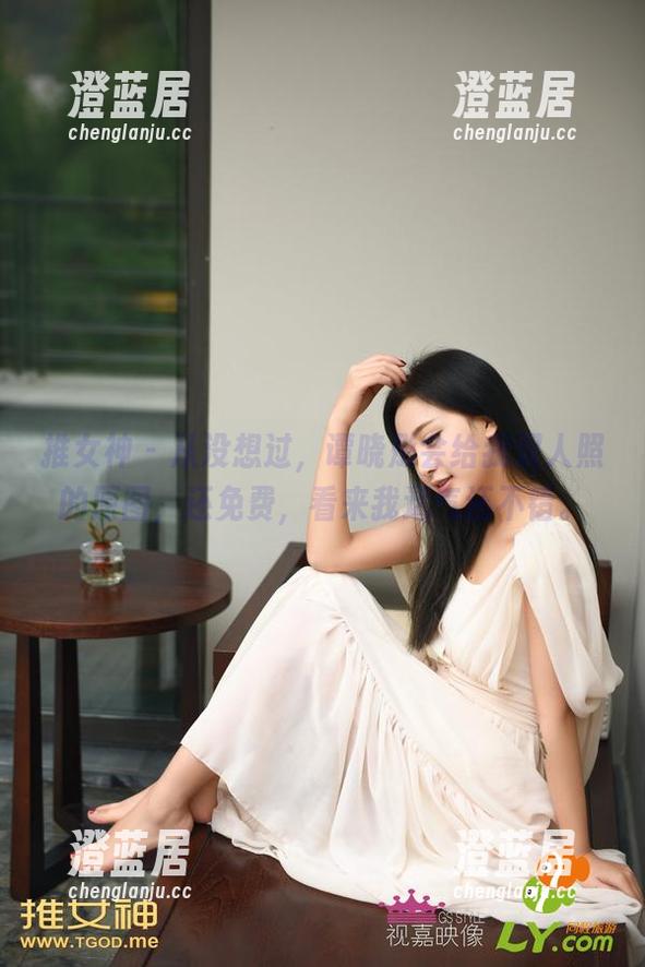 推女神-谭晓彤 推女神 - 从没想过,谭晓彤会给我双人照的原图,还免费,看来我运气还不错。