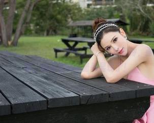 推女神 – 黄歆苑chobits的美图分享，白丝加持，画面真是太养眼，脑袋里的小猫都显现了！