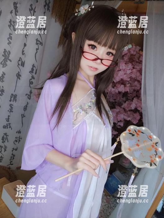 摇摇乐yoyo-粉色的放毒，让人忍不住再点开图包。