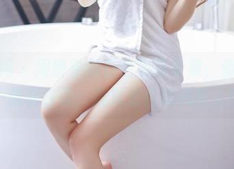 果团网 – 周妍希的白色写真全集，似乎每一张都在说：我就是白的代言人！