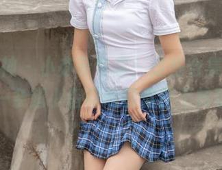梦丝女神 – 小亦菲专享：这些合集中，有一条超小蛮腰需要你目不转睛