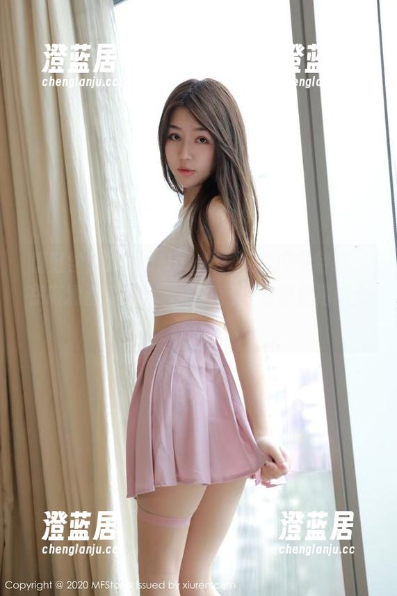 模范学院 - NaNa_baby的内衣特辑：在高清画质下，是的，我也是精致猪猪女孩哦。