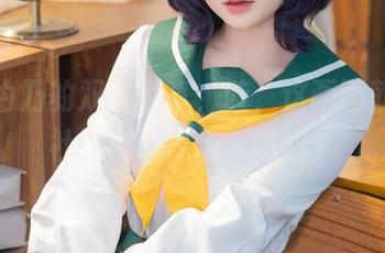 清水由乃的双人写真，哇，这画面就像在社区活动现场，嘿嘿。