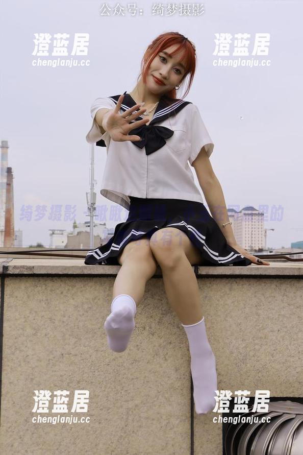 绮梦摄影-小玉 绮梦摄影 - 瞅瞅这眼镜,小玉在网盘里的写真可真有个性