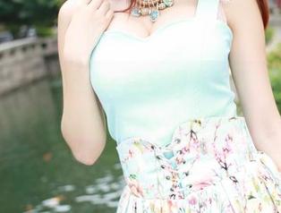 美媛馆 – Vetiver嘉宝贝儿的护士写真，搭配甜甜圈，小小的奇异。
