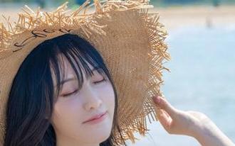 脱尾巴Mizuki的游泳大冒险：私房泳装图集等你来体验