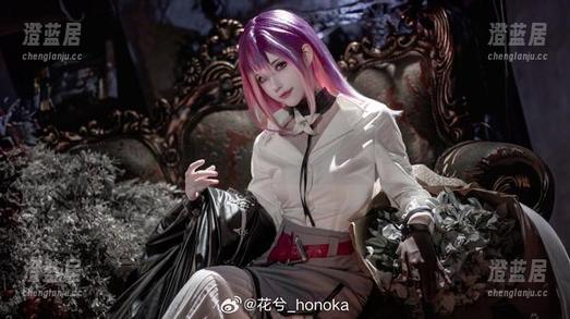 花兮_honoka 花兮_honoka和她的奶牛写真,定制中带点不知所措的可爱。