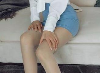 花漾show – 熊小诺的办公室，附赠免费套图，在桌子旁边转来转去，你就能看到不一样的景致。