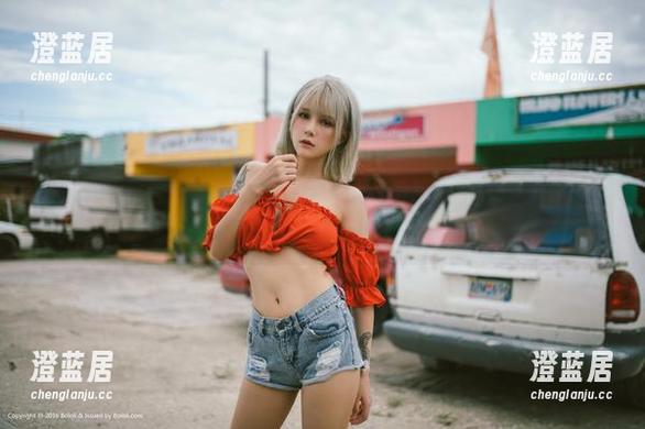 菠萝社-AngelaLee李玲 菠萝社 - AngelaLee李玲的办公室,怎么看怎么觉得有点不正经——原图看个够,图册随意翻翻。