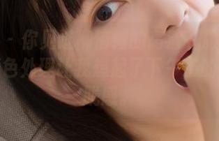 菠萝社 – 你见过柳侑绮的高清礼服图册吗？这颜色处理让我想起了下午茶的那种朦胧感。