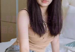 袜啵啵 – 写真盛典：小安与鸳鸯色船袜的美图组合，在这儿意外撒了一把糖