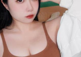 一瞥便知，贞子蜜桃的图片精选里也是盛满夏天；碧蓝航线，你有没有觉得恰巴耶夫很不安？