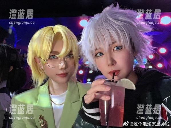 这个泡泡就是逊啦 哪里找这个泡泡就是逊啦借赛车服?分享她的美图,看完你就懂!