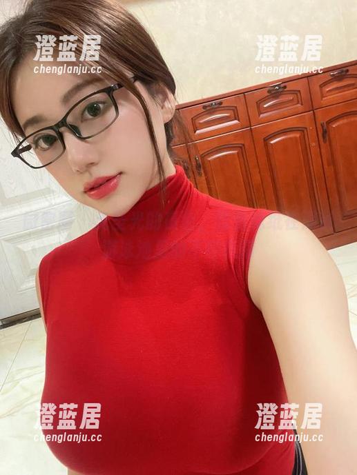 微密圈 - 无圣光的夜色，雪怡妹纸在深夜游泳池里的不经意间