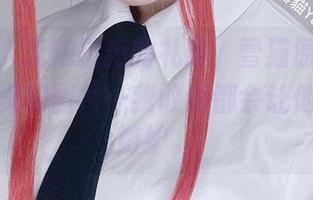 一件让人无法抗拒的礼服，雪猫原图配上那张绝美的图片…我敢说都会让他人心生嫉妒。