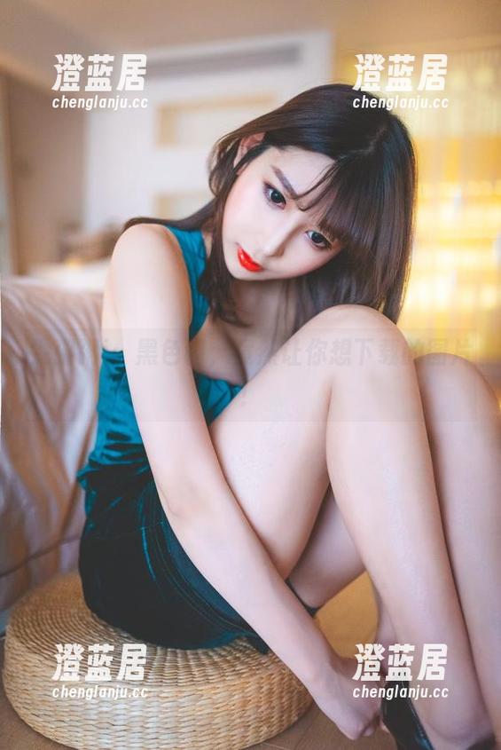 雯粥粥i 雯粥粥i:黑色调,竟然让你想下载的图片!