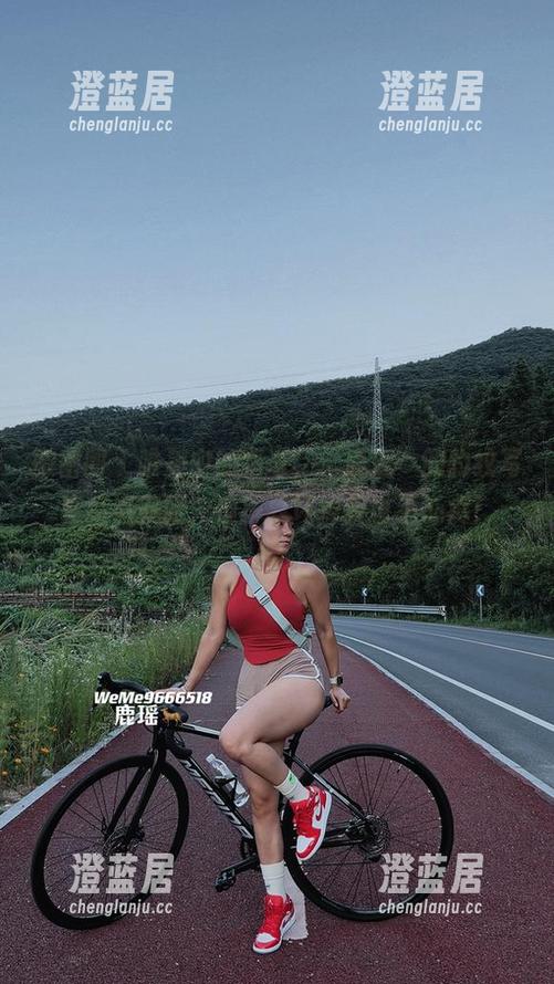 鹿瑶 微密圈 - 唯美中的猎奇,“鹿瑶”的豹纹写真高清养眼,但屏幕坏掉我也不心疼!